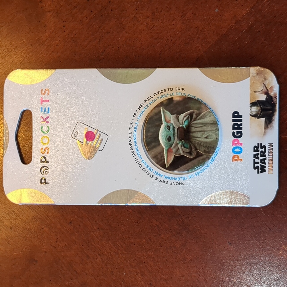 NWT Disney /Star Wars Baby Yoda PopSocket